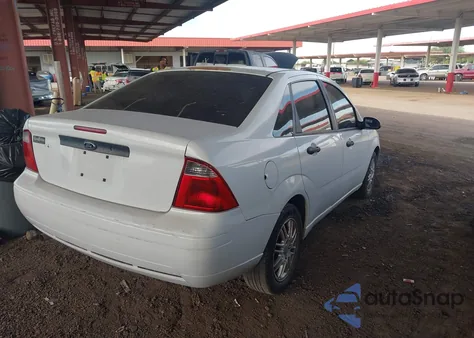 2005 Ford Focus Zx4 from USA, damaged, VIN 1FAFP34N65W162853
